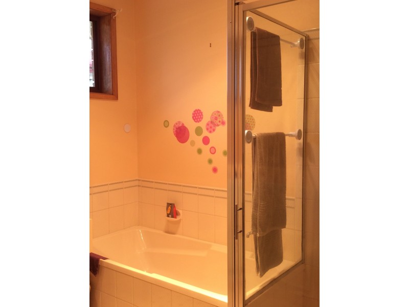 2 Gallasch Drive, Mount Barker SA 5251