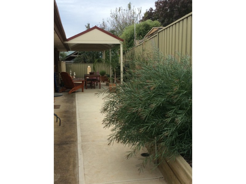 2 Gallasch Drive, Mount Barker SA 5251