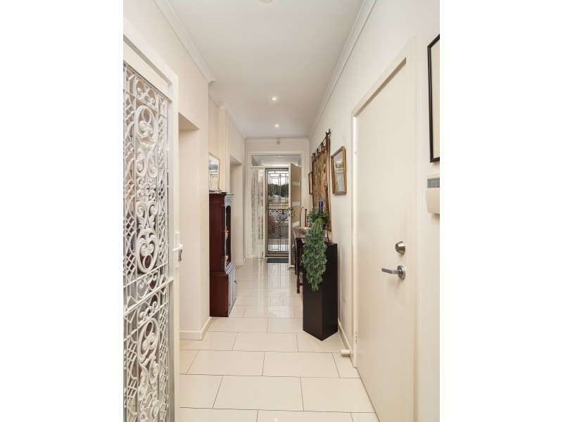2 Barton Circuit, Mount Barker SA 5251