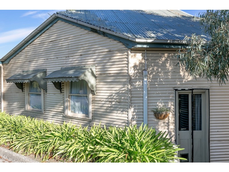8 Adelaide Road, Echunga SA 5153