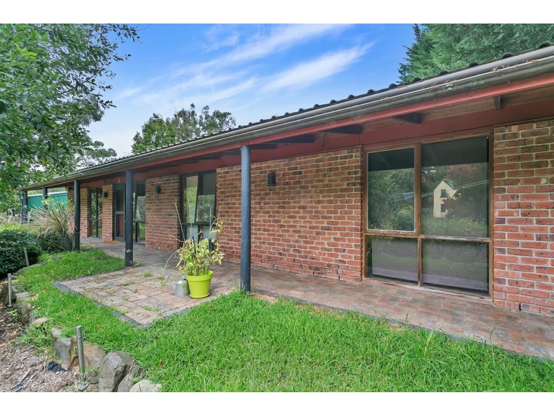 26 Fern Hill Road, Bridgewater SA 5155