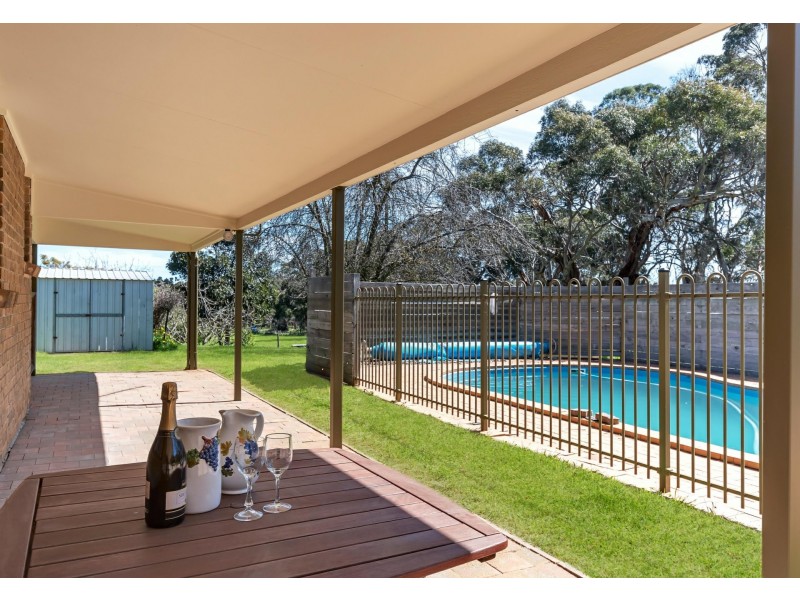 216 Dunn Road, Bugle Ranges SA 5251