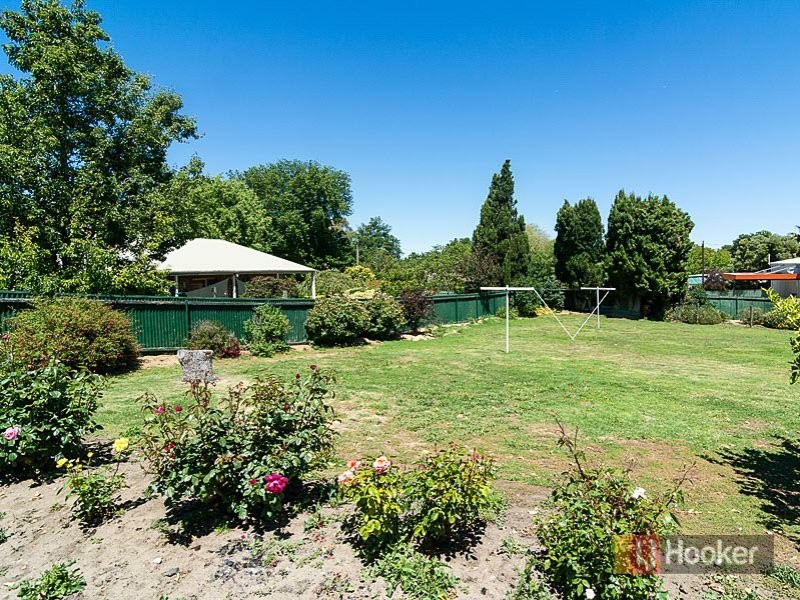 2 Pridmore Terrace, Mount Barker SA 5251