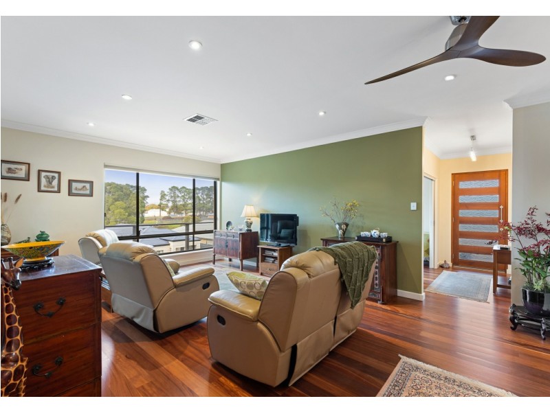 4/9 Hawthorn Road, Mount Barker SA 5251