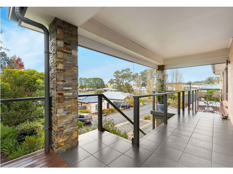 4/9 Hawthorn Road, Mount Barker SA 5251