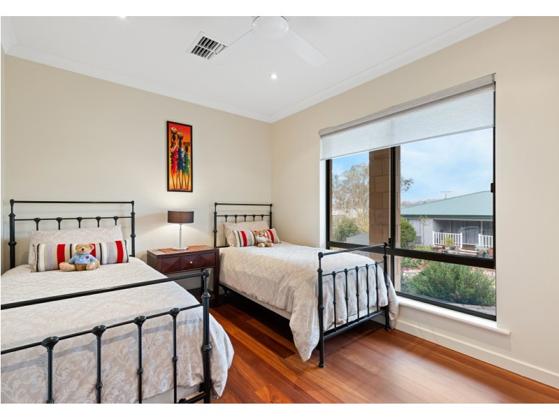 4/9 Hawthorn Road, Mount Barker SA 5251