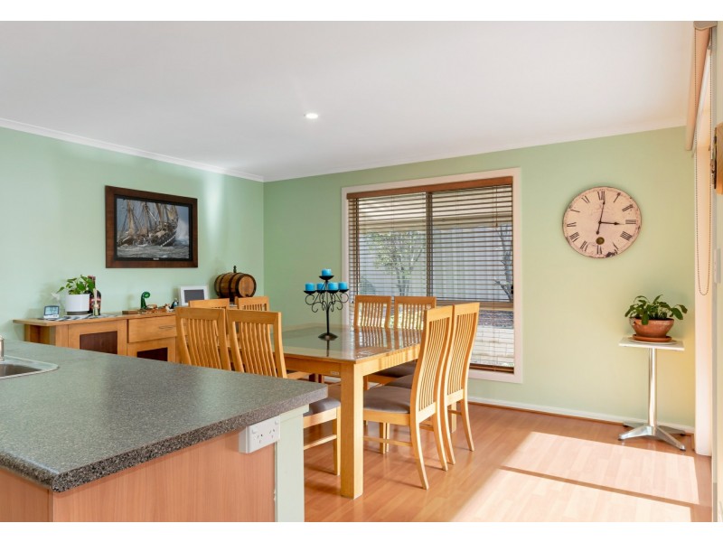 19 Melville Street, Mount Barker SA 5251