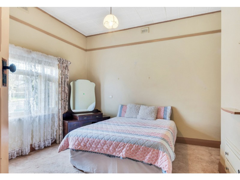 5 Kia-Ora Street, Mount Barker SA 5251