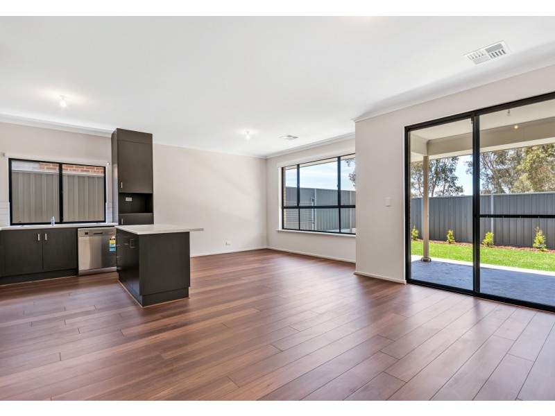 23 Wycombe Drive, Mount Barker SA 5251