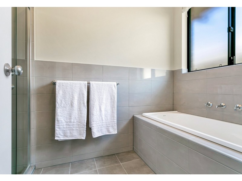 25 Wycombe Drive, Mount Barker SA 5251