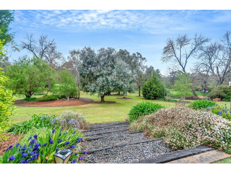 7 Compson Road, Blakiston SA 5250