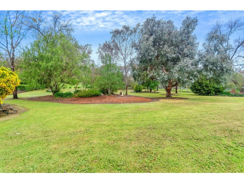 7 Compson Road, Blakiston SA 5250