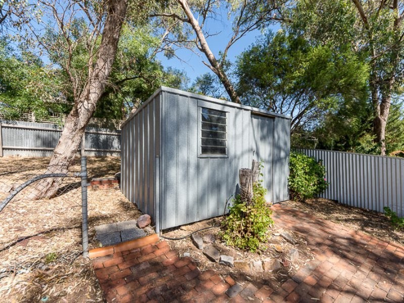 11 Deane Avenue, Belair SA 5052