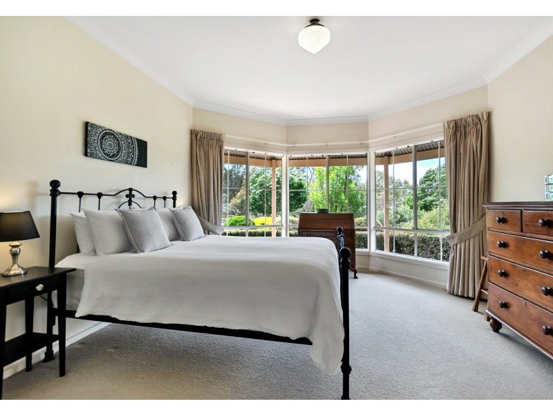 11 Claret Ash Drive, Mount Barker SA 5251