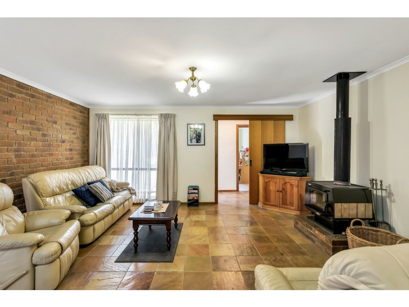 44 Albert Road, Mount Barker SA 5251