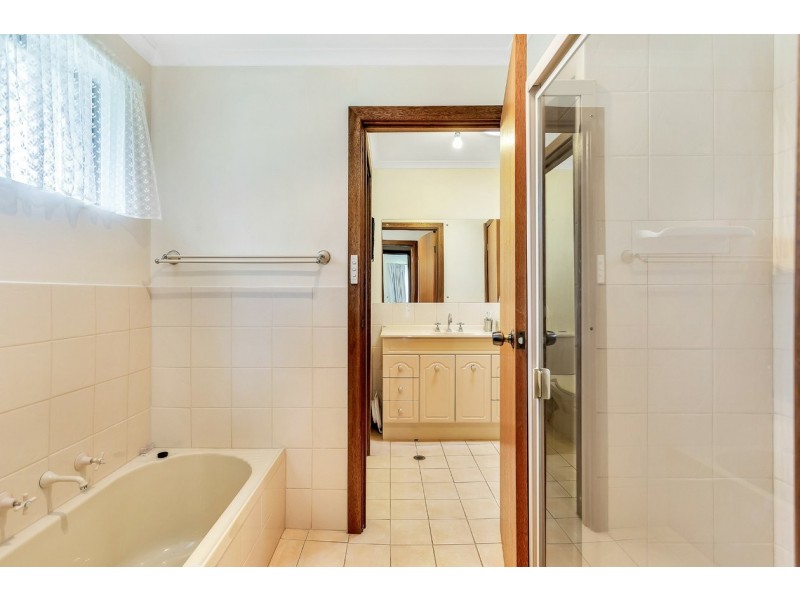 44 Albert Road, Mount Barker SA 5251