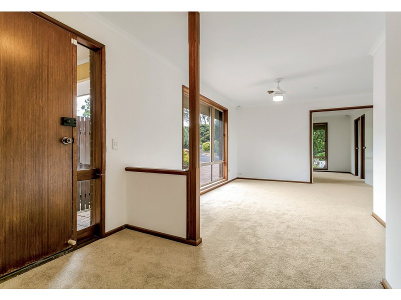 9 Currawong Way, Mount Barker SA 5251