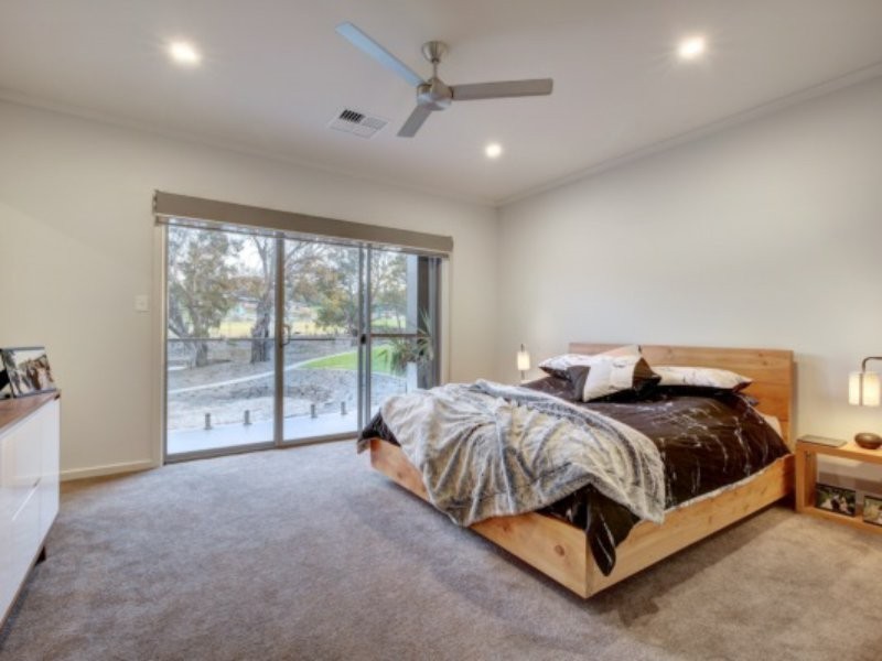 10 Park Terrace, Mount Barker SA 5251