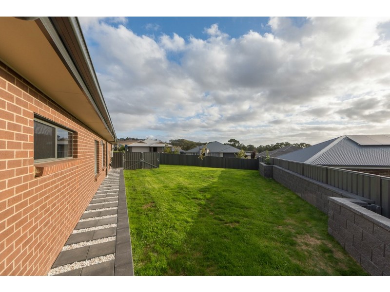 5 Aurora Circuit, Meadows SA 5201