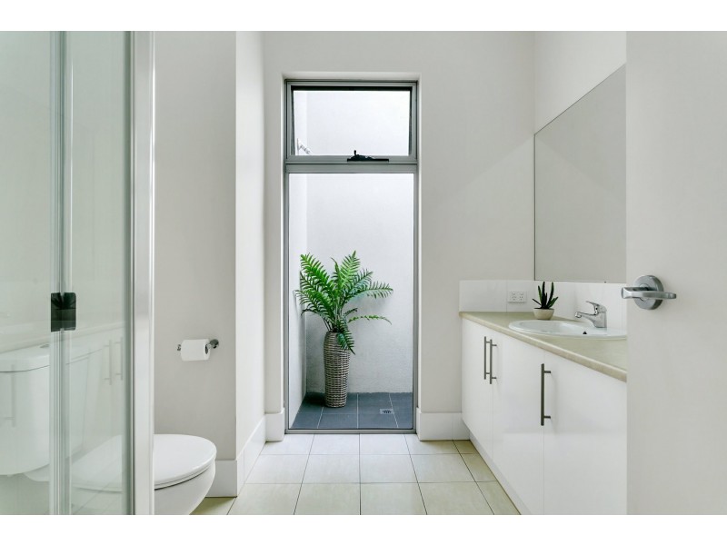 24 Wycombe Drive, Mount Barker SA 5251