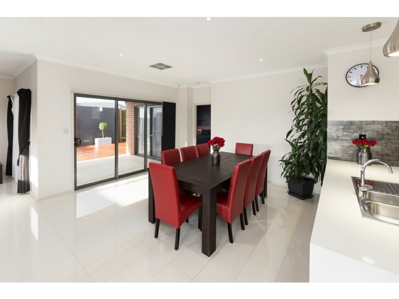 5 Aurora Circuit, Meadows SA 5201