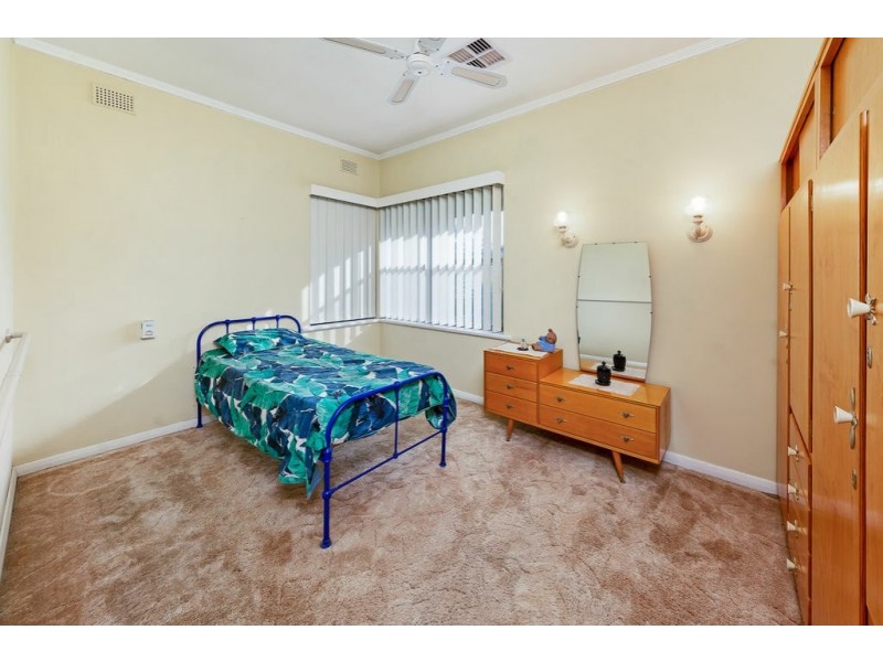 23 Holden Avenue, Woodville West SA 5011