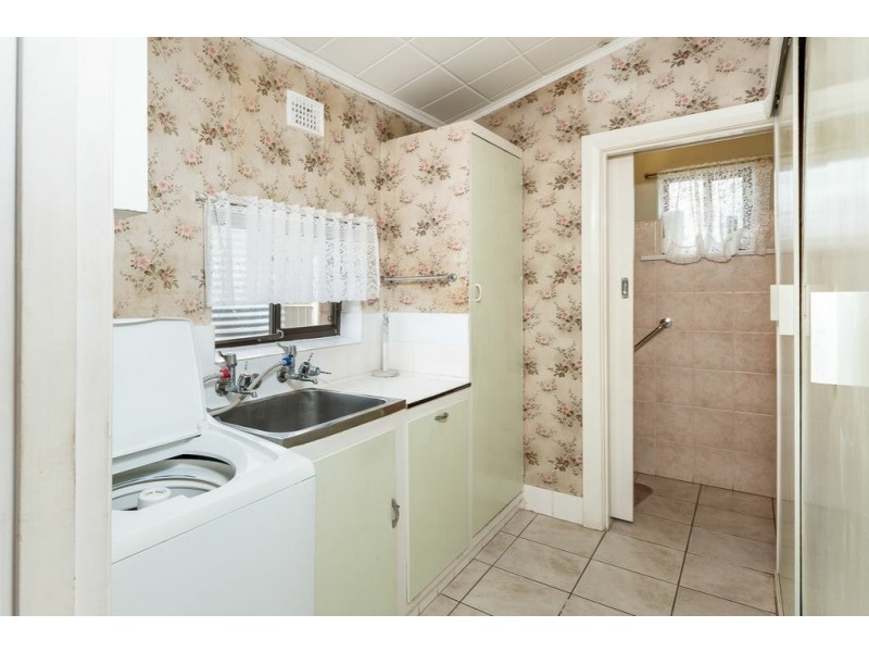 23 Holden Avenue, Woodville West SA 5011