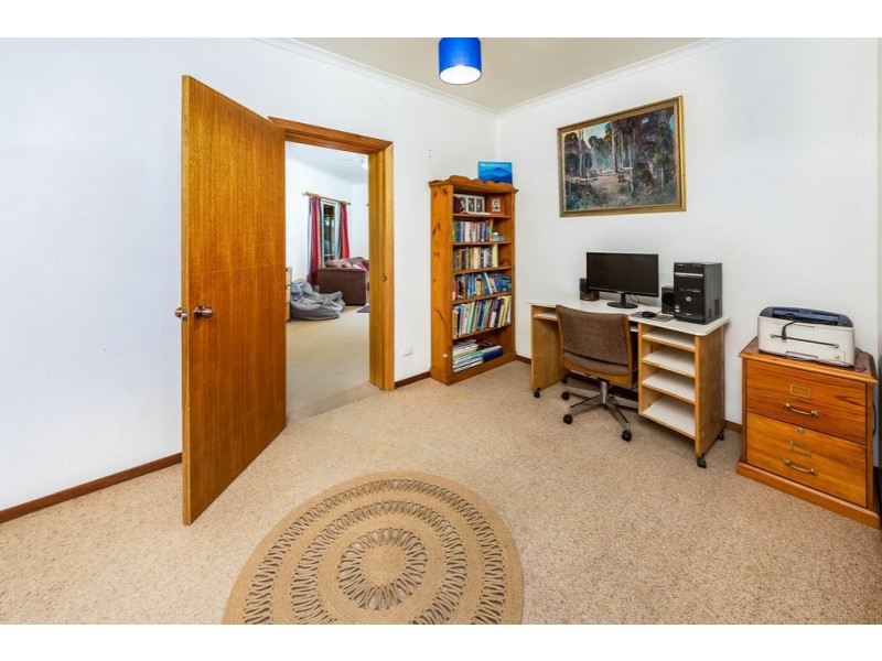 26 Howard Court, Blakiston SA 5250