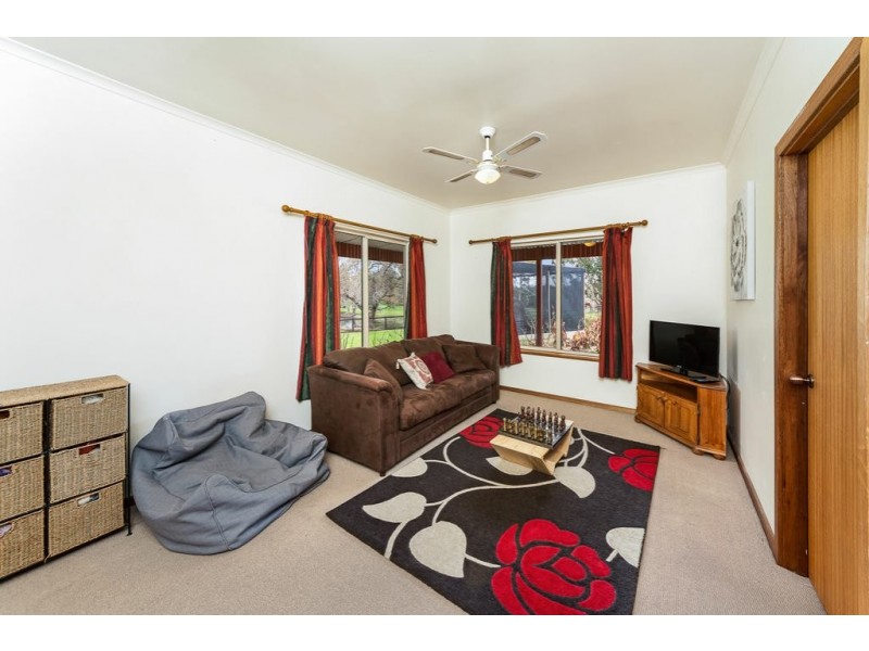 26 Howard Court, Blakiston SA 5250
