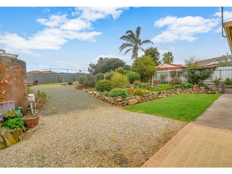 9 Herriot Court, Mount Barker SA 5251