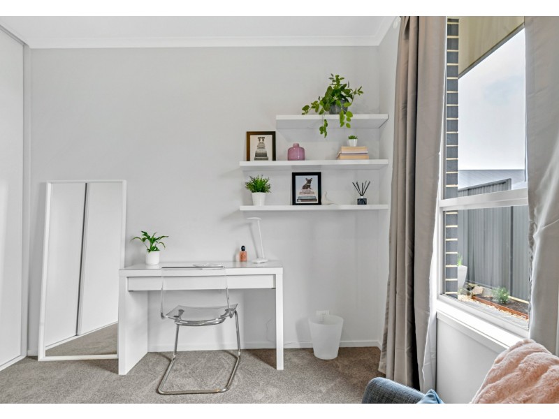 5 Honeysuckle Way, Mount Barker SA 5251