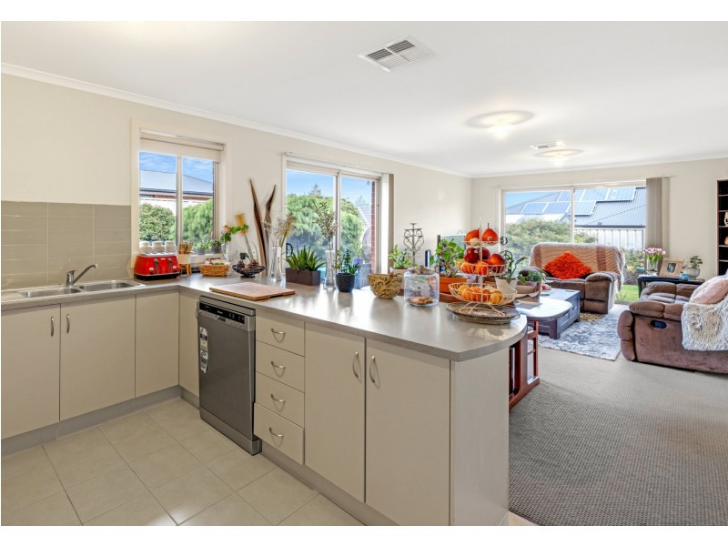 2 Galloway Court, Mount Barker SA 5251