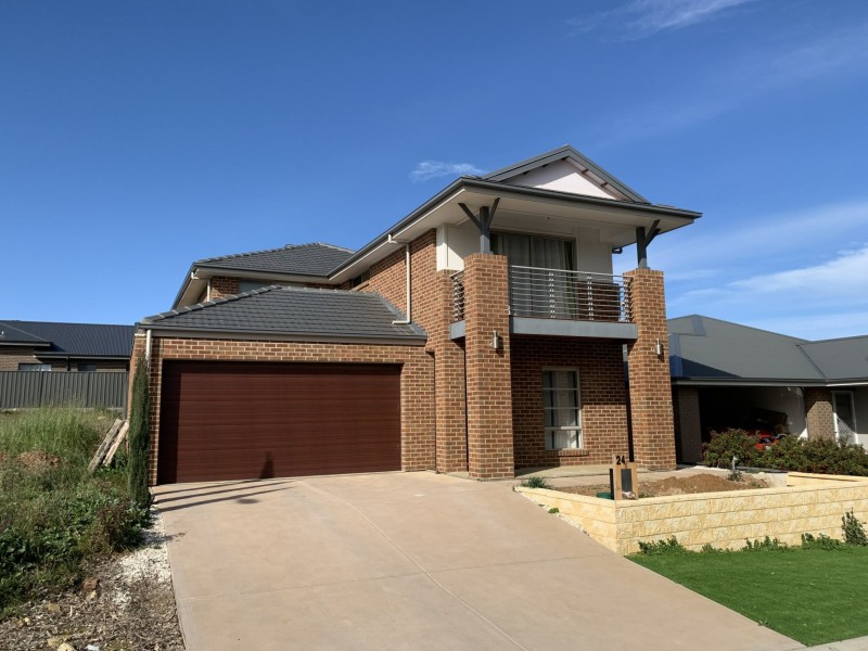 24 Greenwood Street, Mount Barker SA 5251