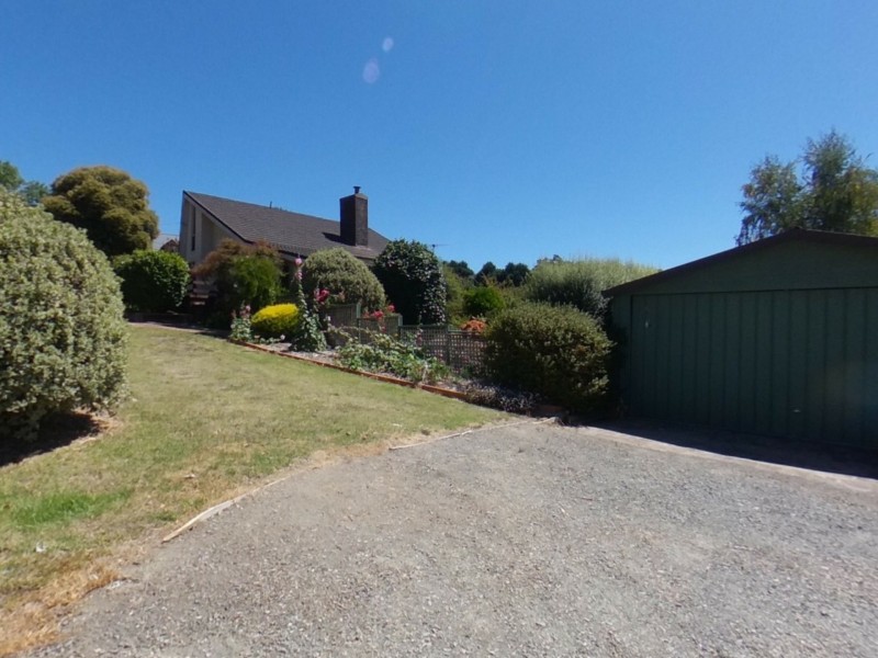 6 Hereford Avenue, Hahndorf SA 5245