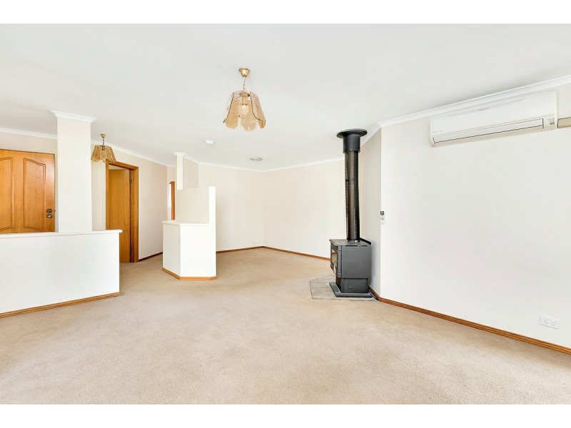 16 Ray Orr Drive, Mount Barker SA 5251