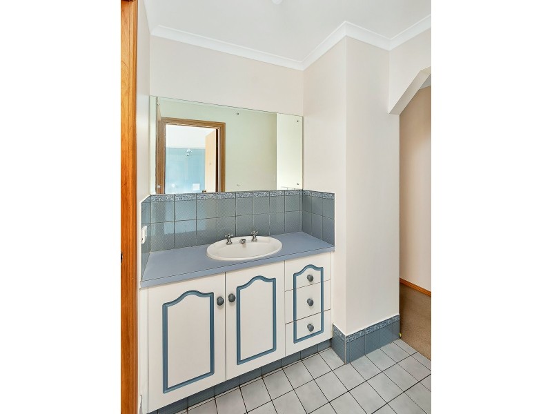 16 Ray Orr Drive, Mount Barker SA 5251