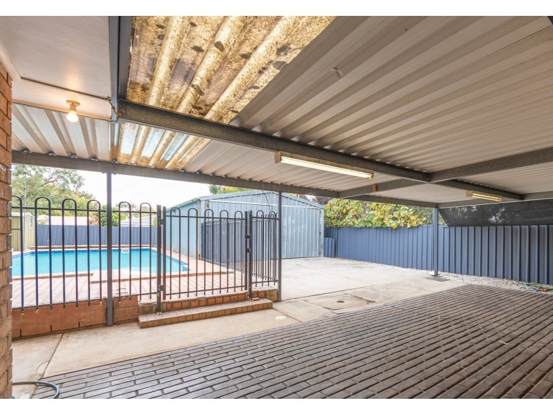 15 Downing Street, Mount Barker SA 5251