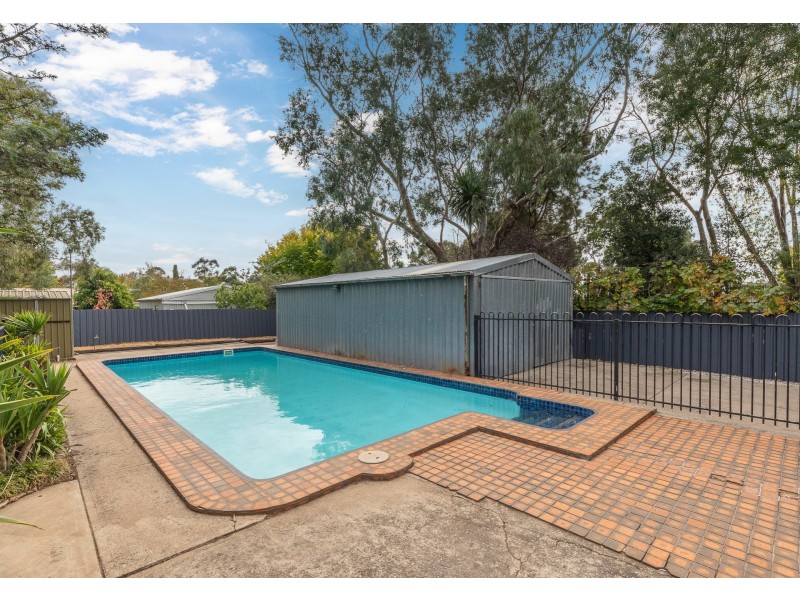 15 Downing Street, Mount Barker SA 5251