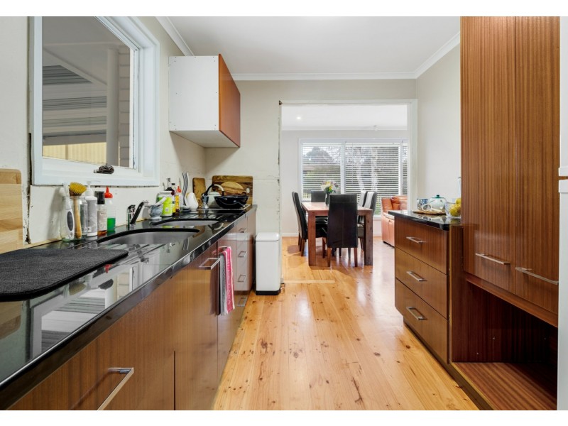 15 Edward Street, Mount Barker SA 5251