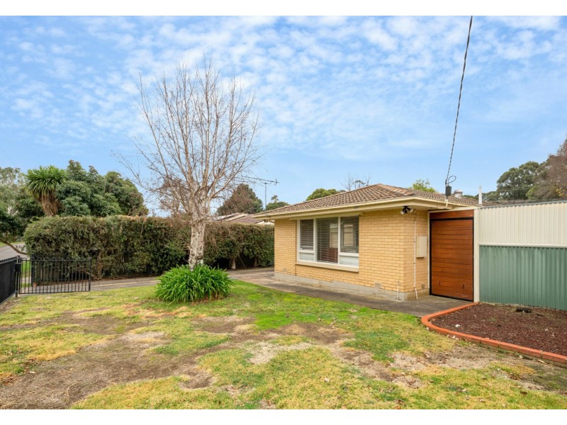 15 Edward Street, Mount Barker SA 5251