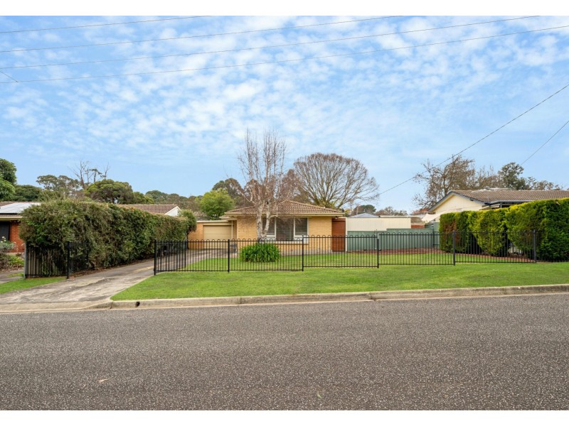 15 Edward Street, Mount Barker SA 5251