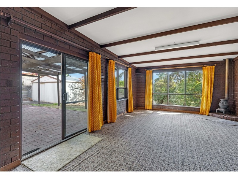 10 Regency Road, Happy Valley SA 5159