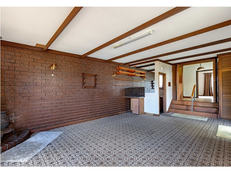 10 Regency Road, Happy Valley SA 5159