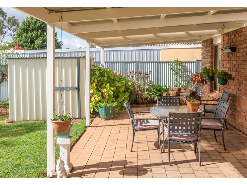 2/15 Gilbert Road, Mount Barker SA 5251