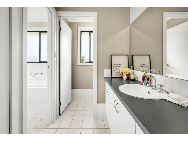 4 Galloway Court, Mount Barker SA 5251