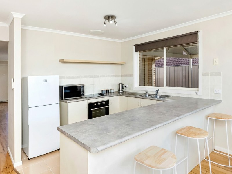 18 Dawson Street, Mount Barker SA 5251