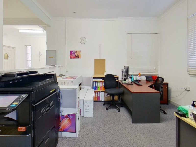 76 Hutchinson Street, Mount Barker SA 5251