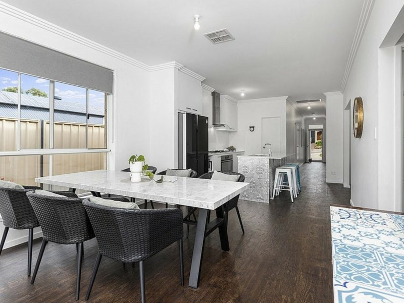 11 Barnet Close, Mount Barker SA 5251