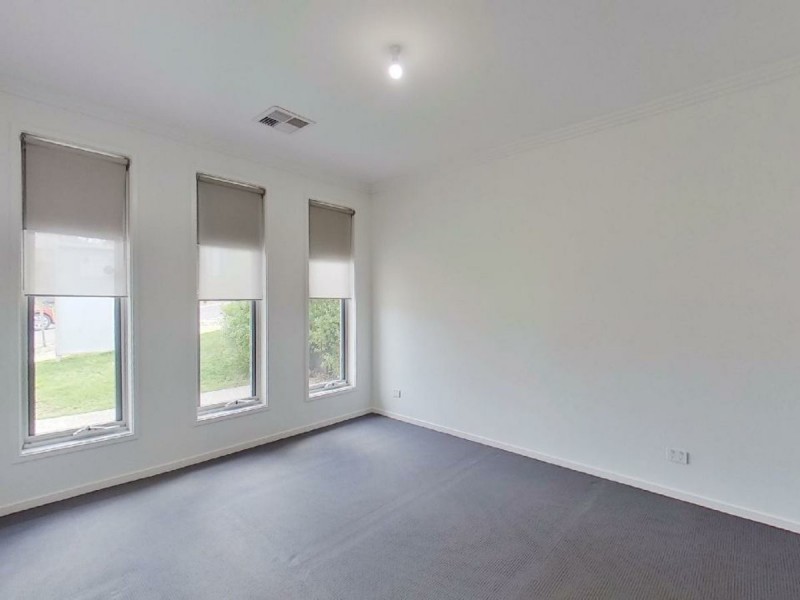 11 Barnet Close, Mount Barker SA 5251