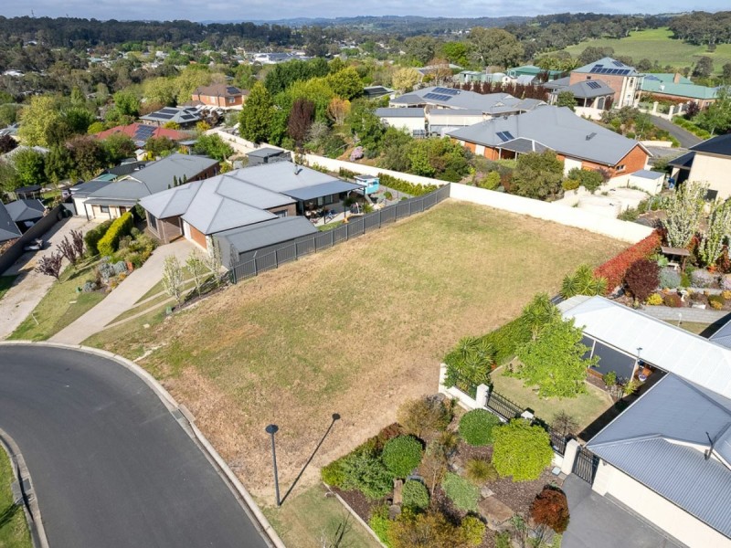 11 Lloyd Crescent, Littlehampton SA 5250